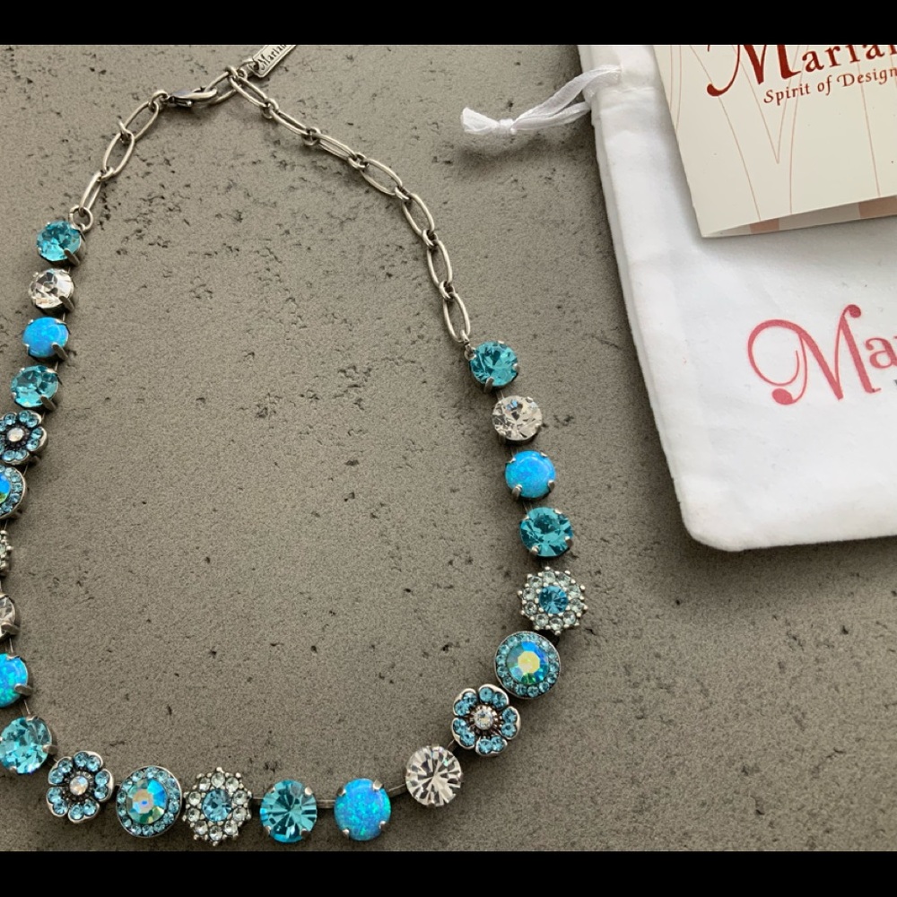 Mariana Live in Color necklace